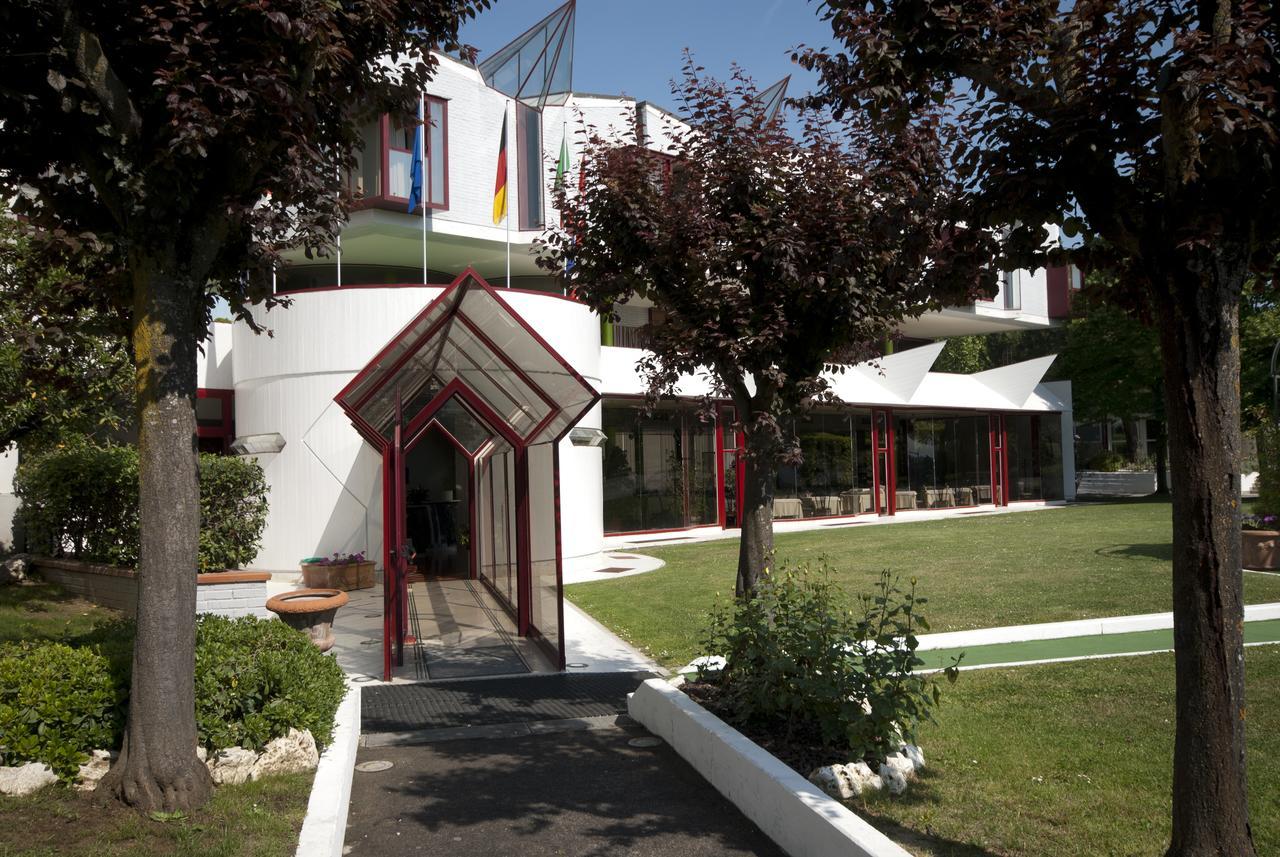 Albergo Ristorante Da Domenico Monte San Savino Exteriör bild