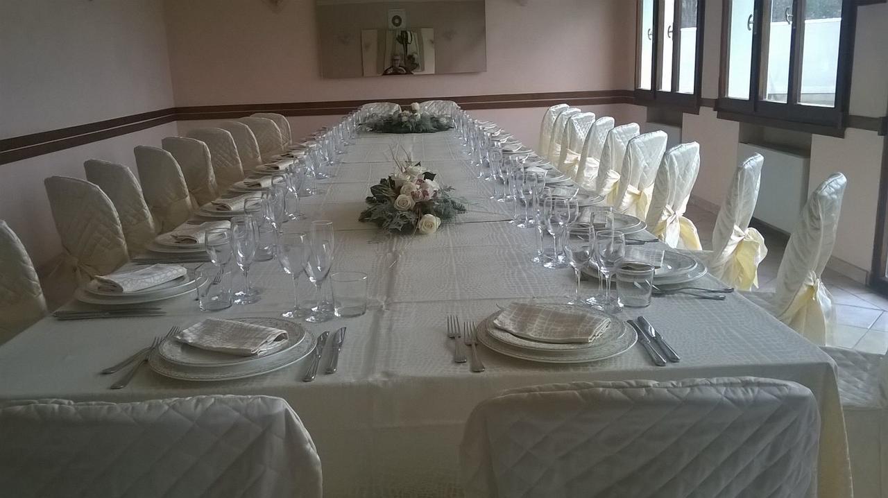 Albergo Ristorante Da Domenico Monte San Savino Exteriör bild